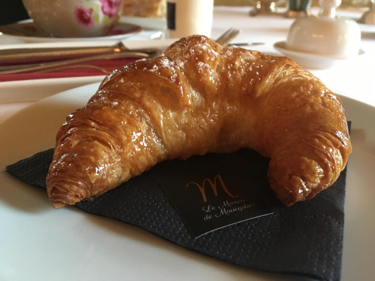 Bed and Breakfast Le Manoir De Maucartier Monnaie Екстер'єр фото